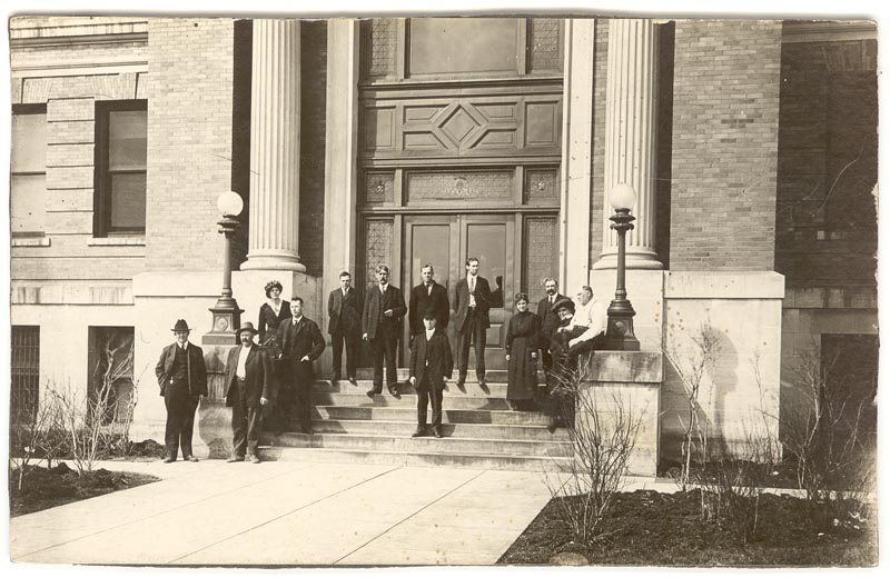 EvanMorganAtCourthouse